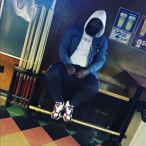 Meet your Posher, Deandre